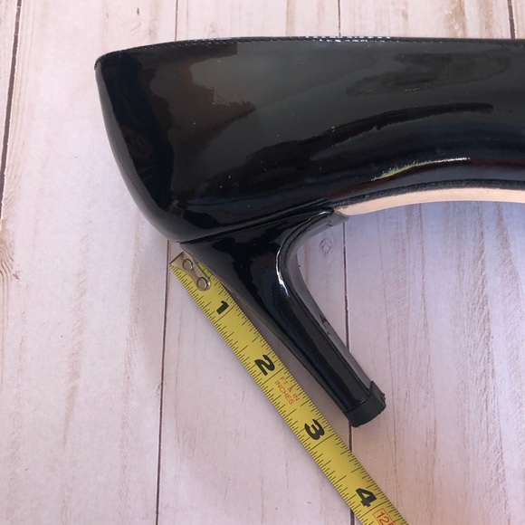 Stuart Weitzman Patent Leather Heels - Picture 7 of 8